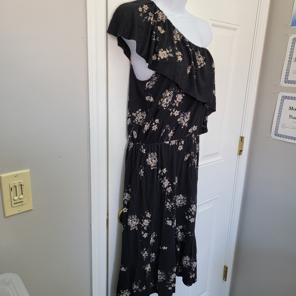 NWT Lucky Brand One Shoulder Ruffled Black Floral Dress Knee Length Size Small - Picture 5 of 13